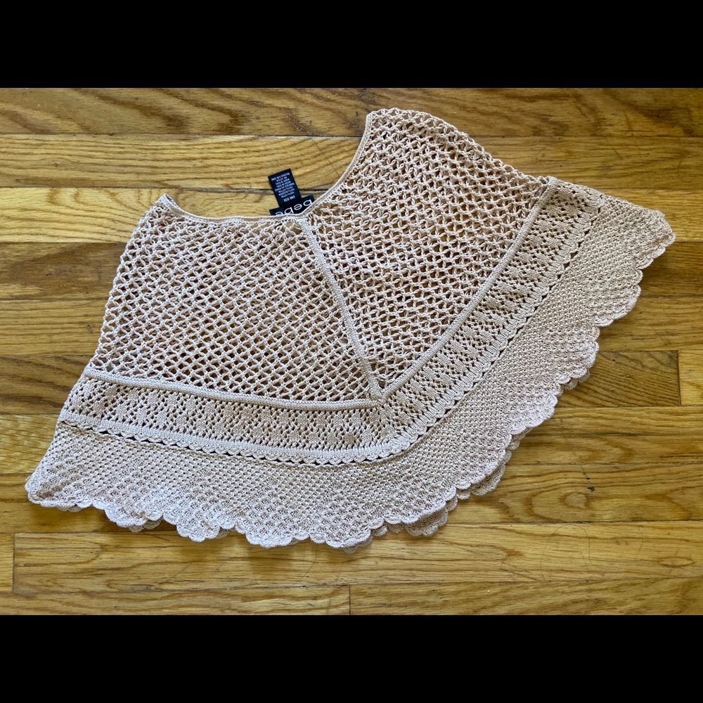 BEBE crotchet poncho